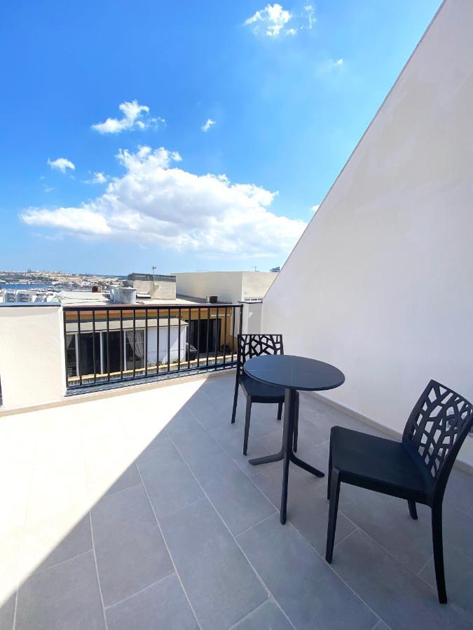 Citizen Suites Слима Экстерьер фото